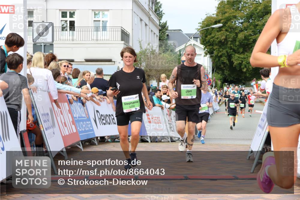 31.08.2025 - 21. Blankeneser Heldenlauf Strokosch-Dieckow http://msf.ph/oto/8664043 31.08.2025 11:01:36 Ziel 3082, 3298, 3276, 3109, 3712 meine-sportfotos.de