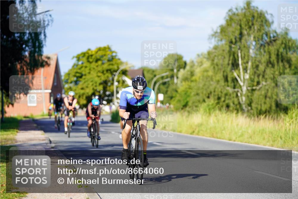 31.08.2025 - Elbe Triathlon Hamburg Michael Burmester http://msf.ph/oto/8664060 31.08.2025 09:22:07 Radfahren 227, 275, 379, 543, 568 meine-sportfotos.de
