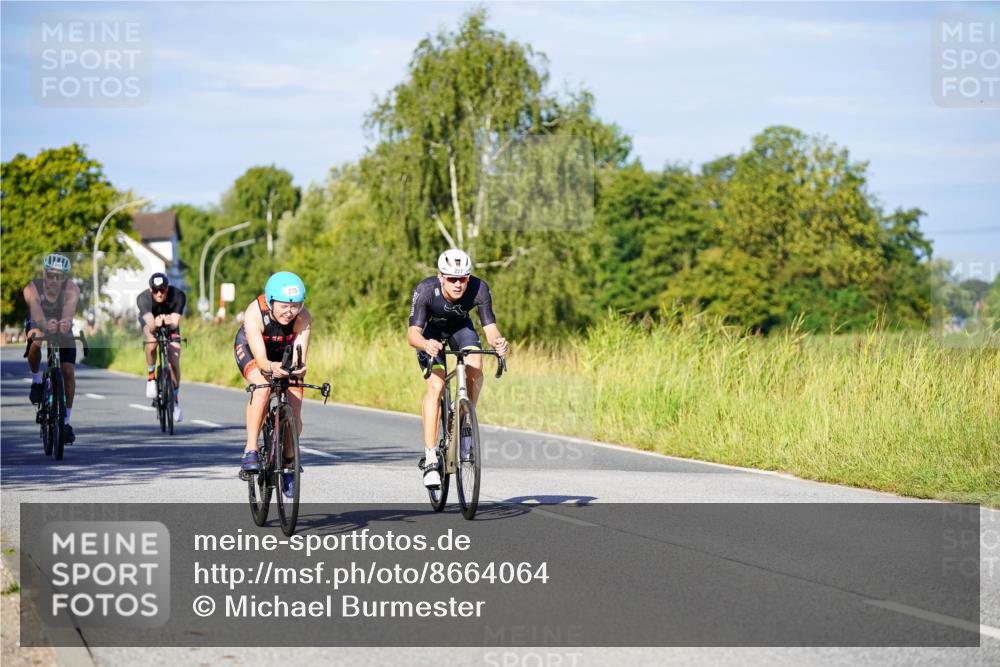 31.08.2025 - Elbe Triathlon Hamburg Michael Burmester http://msf.ph/oto/8664064 31.08.2025 09:22:09 Radfahren 227, 275, 379, 543, 568 meine-sportfotos.de