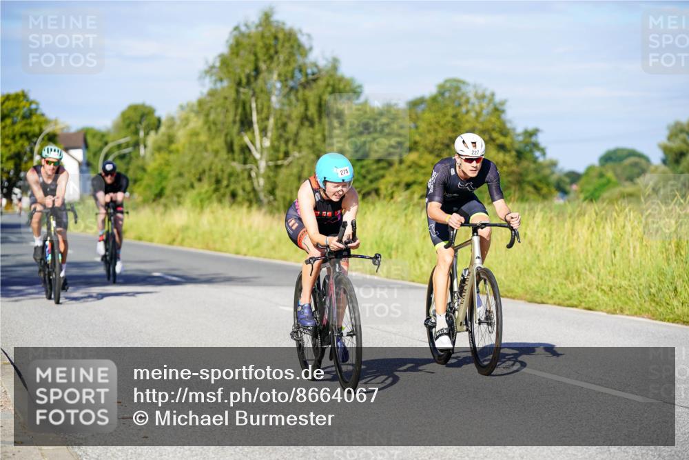 31.08.2025 - Elbe Triathlon Hamburg Michael Burmester http://msf.ph/oto/8664067 31.08.2025 09:22:09 Radfahren 227, 275, 379, 543, 568 meine-sportfotos.de