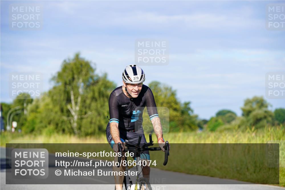 31.08.2025 - Elbe Triathlon Hamburg Michael Burmester http://msf.ph/oto/8664074 31.08.2025 09:22:13 Radfahren 379, 568 meine-sportfotos.de