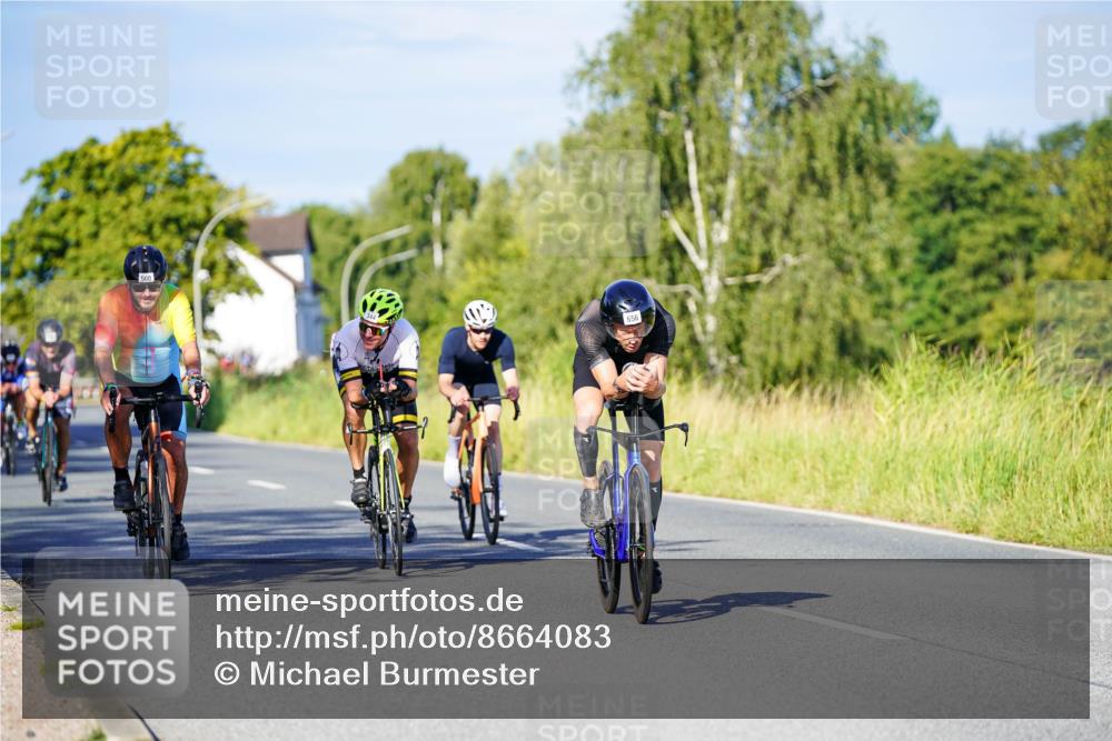 31.08.2025 - Elbe Triathlon Hamburg Michael Burmester http://msf.ph/oto/8664083 31.08.2025 09:22:20 Radfahren 169, 254, 344, 425, 500, 656 meine-sportfotos.de