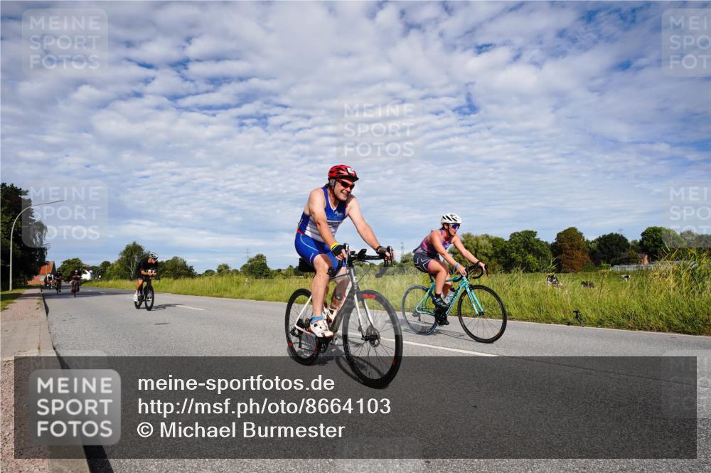 31.08.2025 - Elbe Triathlon Hamburg Michael Burmester http://msf.ph/oto/8664103 31.08.2025 09:47:11 Radfahren 290, 400, 531, 533, 655, 723, 731, 749, 760, 777 meine-sportfotos.de