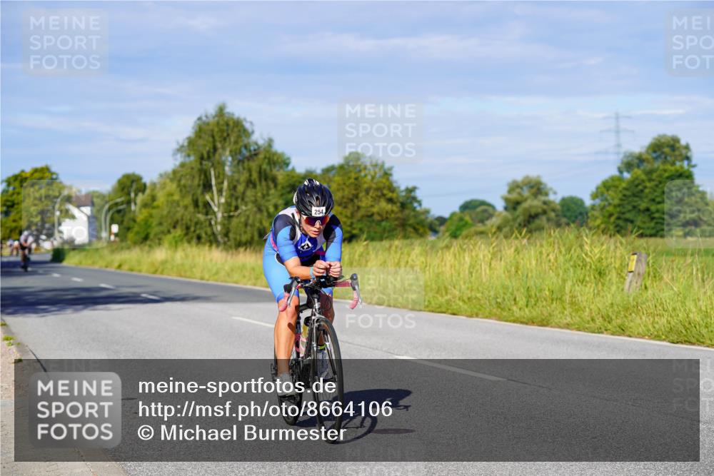 31.08.2025 - Elbe Triathlon Hamburg Michael Burmester http://msf.ph/oto/8664106 31.08.2025 09:22:26 Radfahren 169, 254, 397, 405, 426, 500, 557, 614 meine-sportfotos.de