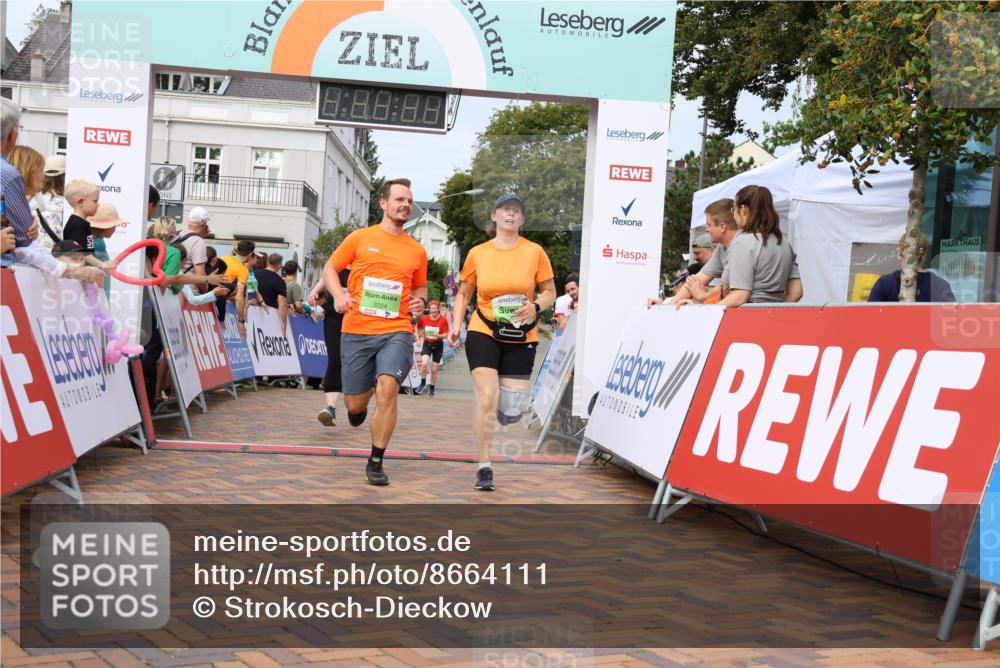 31.08.2025 - 21. Blankeneser Heldenlauf Strokosch-Dieckow http://msf.ph/oto/8664111 31.08.2025 11:19:59 Ziel 3314, 3709, 3193, 3229, 3224 meine-sportfotos.de