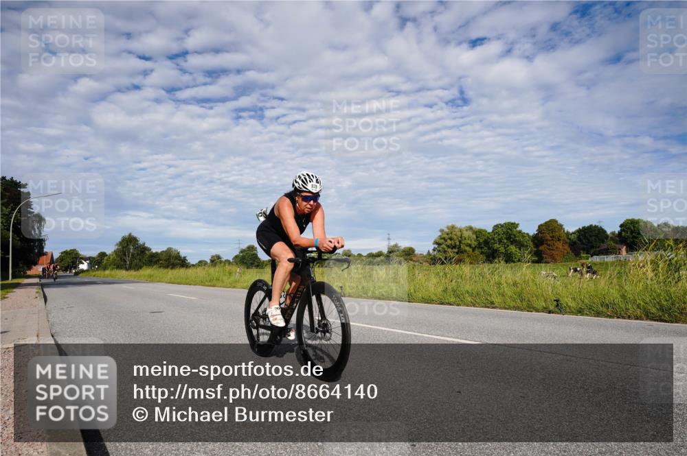 31.08.2025 - Elbe Triathlon Hamburg Michael Burmester http://msf.ph/oto/8664140 31.08.2025 09:47:42 Radfahren 256, 657, 674, 754, 828, 912 meine-sportfotos.de