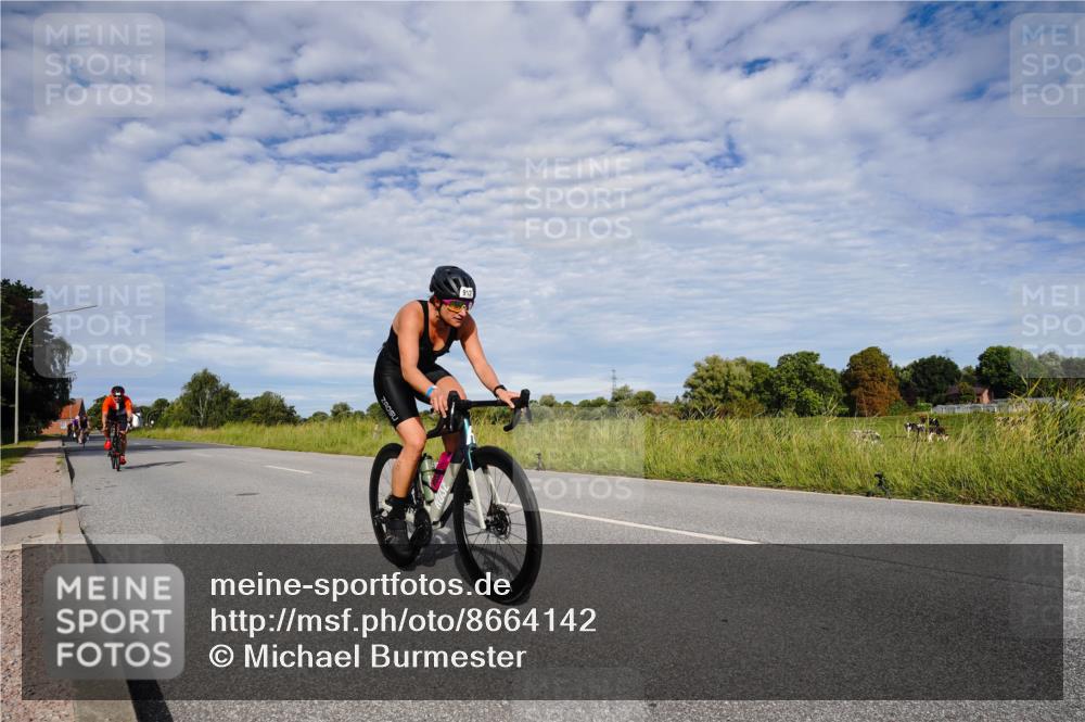 31.08.2025 - Elbe Triathlon Hamburg Michael Burmester http://msf.ph/oto/8664142 31.08.2025 09:47:46 Radfahren 256, 374, 413, 674, 912 meine-sportfotos.de