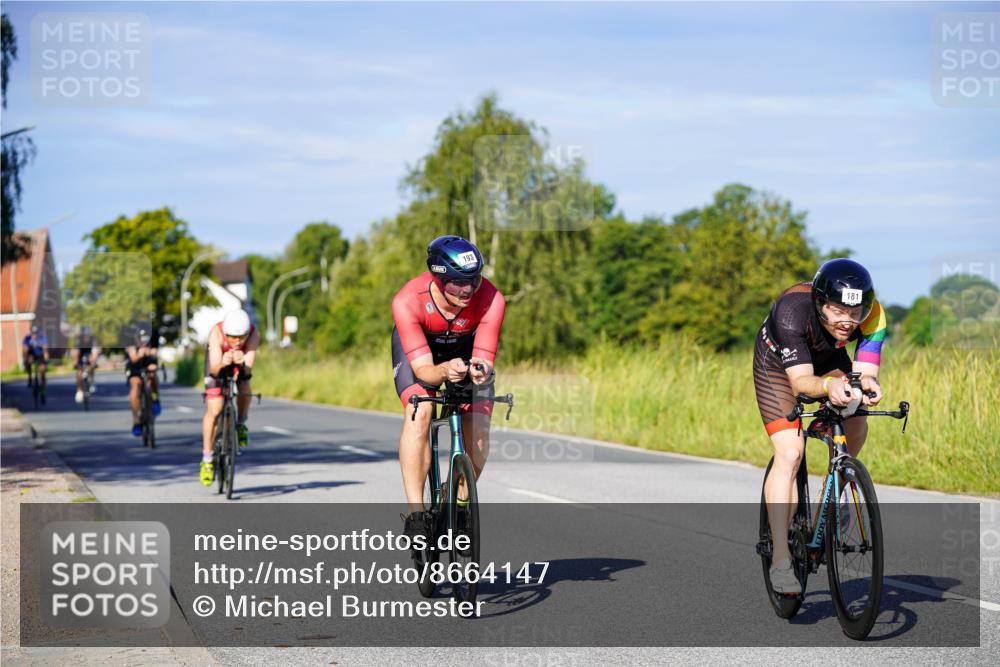 31.08.2025 - Elbe Triathlon Hamburg Michael Burmester http://msf.ph/oto/8664147 31.08.2025 09:22:37 Radfahren 166, 181, 193, 195, 304, 391, 430, 479, 834 meine-sportfotos.de