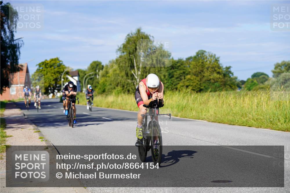 31.08.2025 - Elbe Triathlon Hamburg Michael Burmester http://msf.ph/oto/8664154 31.08.2025 09:22:38 Radfahren 166, 181, 193, 195, 304, 391, 430, 479, 834 meine-sportfotos.de