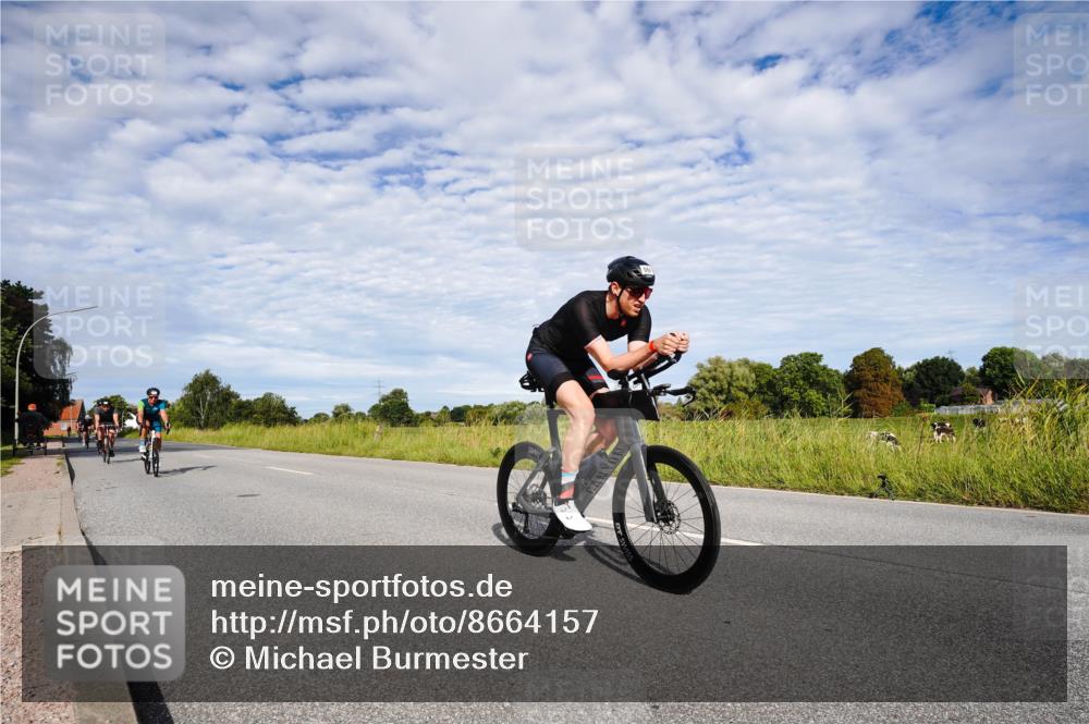 31.08.2025 - Elbe Triathlon Hamburg Michael Burmester http://msf.ph/oto/8664157 31.08.2025 09:48:01 Radfahren 285, 315, 528, 568, 781, 790, 901 meine-sportfotos.de