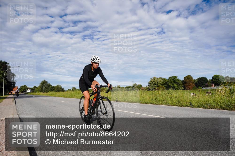 31.08.2025 - Elbe Triathlon Hamburg Michael Burmester http://msf.ph/oto/8664202 31.08.2025 09:48:31 Radfahren 441, 547, 682, 844, 878, 903 meine-sportfotos.de