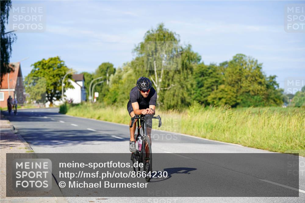 31.08.2025 - Elbe Triathlon Hamburg Michael Burmester http://msf.ph/oto/8664230 31.08.2025 09:23:05 Radfahren 270, 386, 406, 429, 575 meine-sportfotos.de