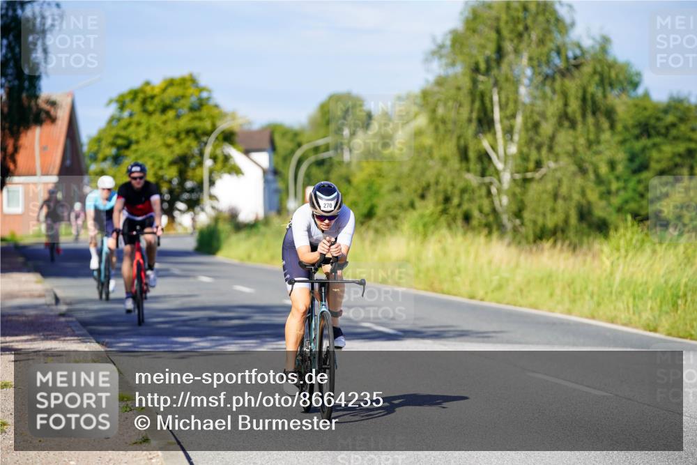 31.08.2025 - Elbe Triathlon Hamburg Michael Burmester http://msf.ph/oto/8664235 31.08.2025 09:23:11 Radfahren 270, 472, 521 meine-sportfotos.de