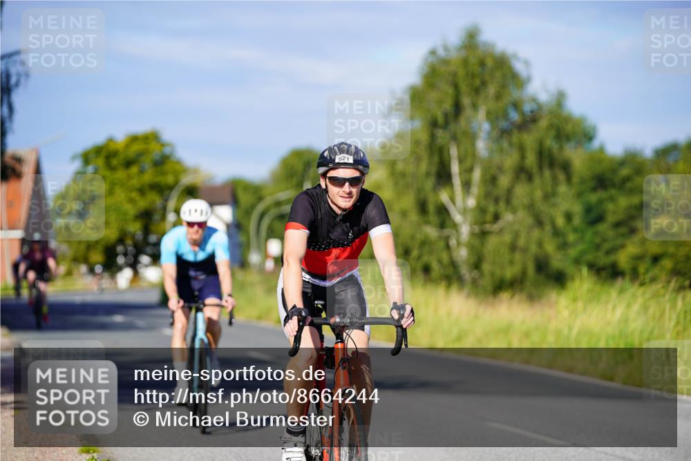 31.08.2025 - Elbe Triathlon Hamburg Michael Burmester http://msf.ph/oto/8664244 31.08.2025 09:23:13 Radfahren 270, 472, 508, 521 meine-sportfotos.de