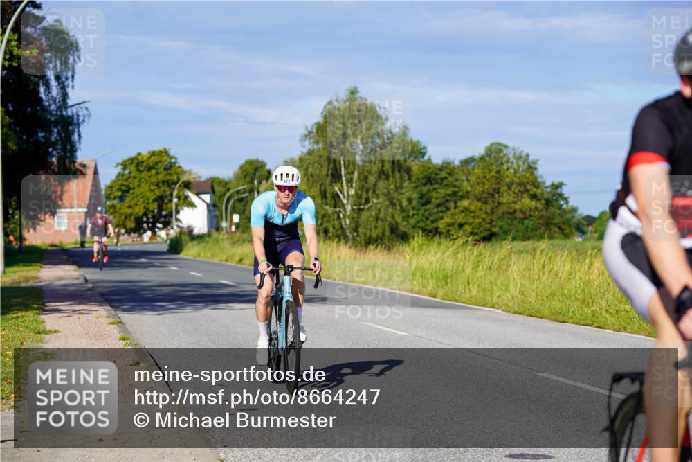 31.08.2025 - Elbe Triathlon Hamburg Michael Burmester http://msf.ph/oto/8664247 31.08.2025 09:23:14 Radfahren 270, 472, 508, 521 meine-sportfotos.de
