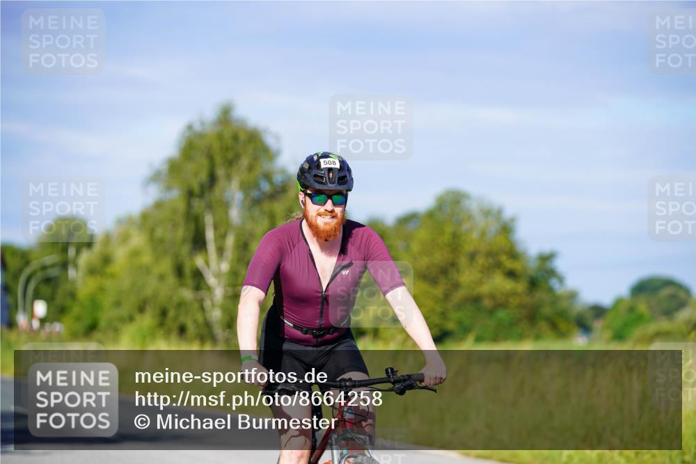 31.08.2025 - Elbe Triathlon Hamburg Michael Burmester http://msf.ph/oto/8664258 31.08.2025 09:23:20 Radfahren 508, 524 meine-sportfotos.de