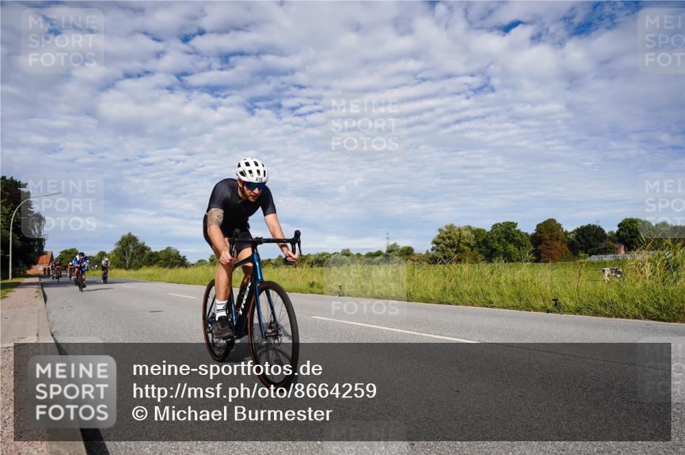 31.08.2025 - Elbe Triathlon Hamburg Michael Burmester http://msf.ph/oto/8664259 31.08.2025 09:49:19 Radfahren 173, 310, 330, 412, 416, 468, 492, 595, 603, 658, 762, 778 meine-sportfotos.de