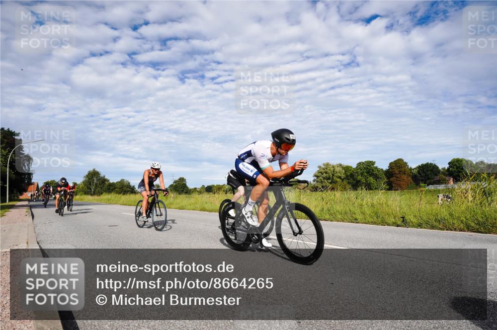 31.08.2025 - Elbe Triathlon Hamburg Michael Burmester http://msf.ph/oto/8664265 31.08.2025 09:49:22 Radfahren 173, 310, 330, 412, 416, 422, 595, 603, 658, 762, 778 meine-sportfotos.de