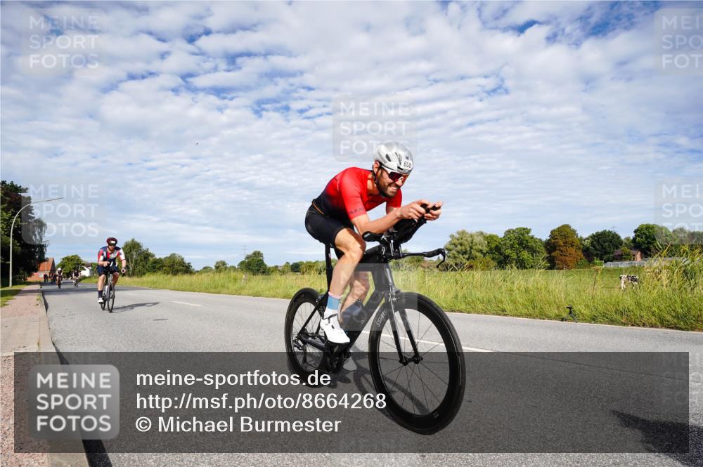 31.08.2025 - Elbe Triathlon Hamburg Michael Burmester http://msf.ph/oto/8664268 31.08.2025 09:49:23 Radfahren 173, 310, 330, 412, 422, 537, 595, 603, 658, 762, 778 meine-sportfotos.de