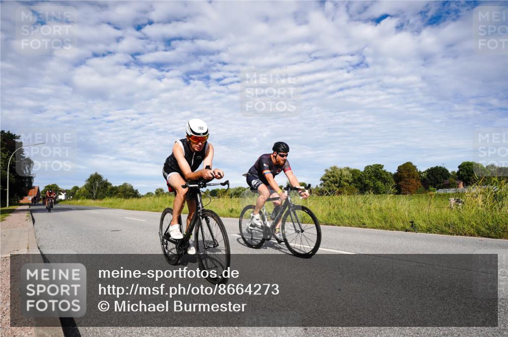 31.08.2025 - Elbe Triathlon Hamburg Michael Burmester http://msf.ph/oto/8664273 31.08.2025 09:49:27 Radfahren 173, 310, 365, 422, 426, 430, 537, 594, 762 meine-sportfotos.de