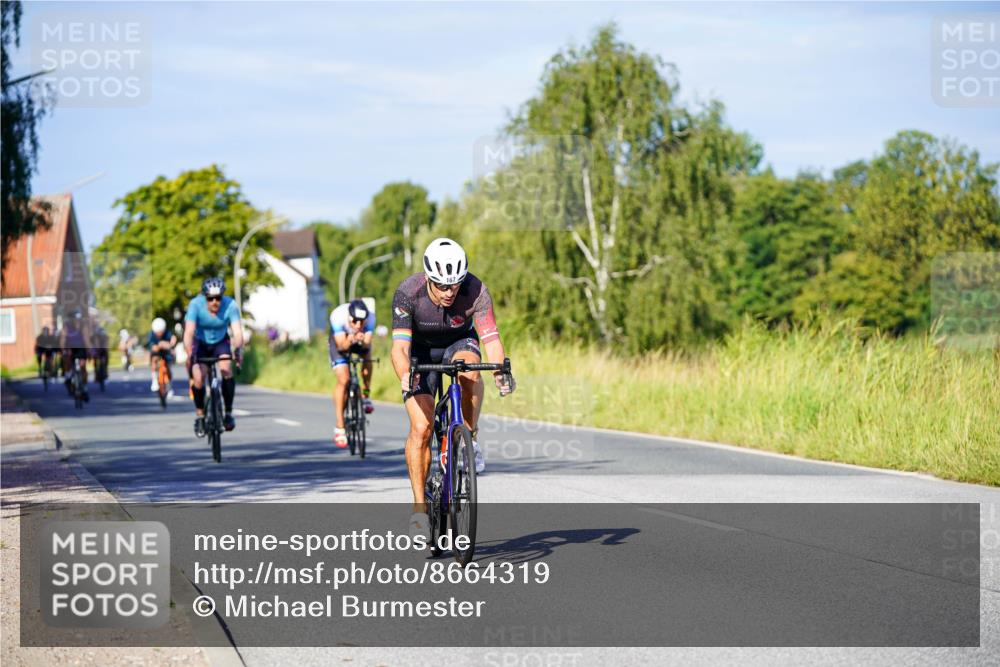31.08.2025 - Elbe Triathlon Hamburg Michael Burmester http://msf.ph/oto/8664319 31.08.2025 09:23:50 Radfahren 167, 212, 331, 353, 432, 443, 512, 574, 616, 746 meine-sportfotos.de