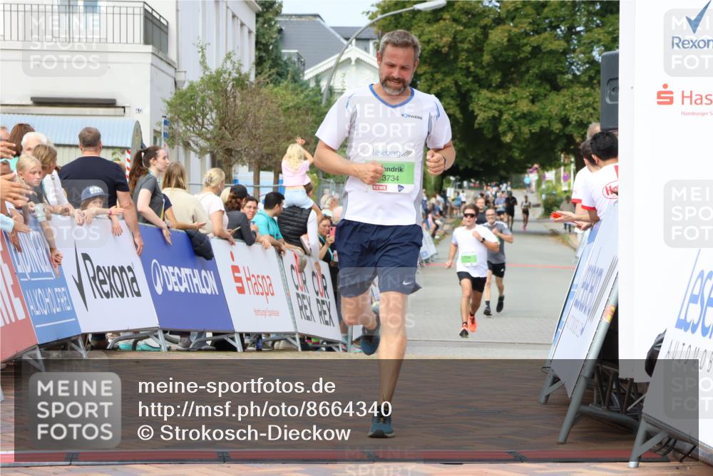 31.08.2025 - 21. Blankeneser Heldenlauf Strokosch-Dieckow http://msf.ph/oto/8664340 31.08.2025 11:01:10 Ziel 3734, 3169 meine-sportfotos.de