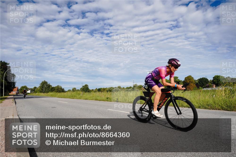 31.08.2025 - Elbe Triathlon Hamburg Michael Burmester http://msf.ph/oto/8664360 31.08.2025 09:50:53 Radfahren 397, 596, 689, 812, 861, 918 meine-sportfotos.de