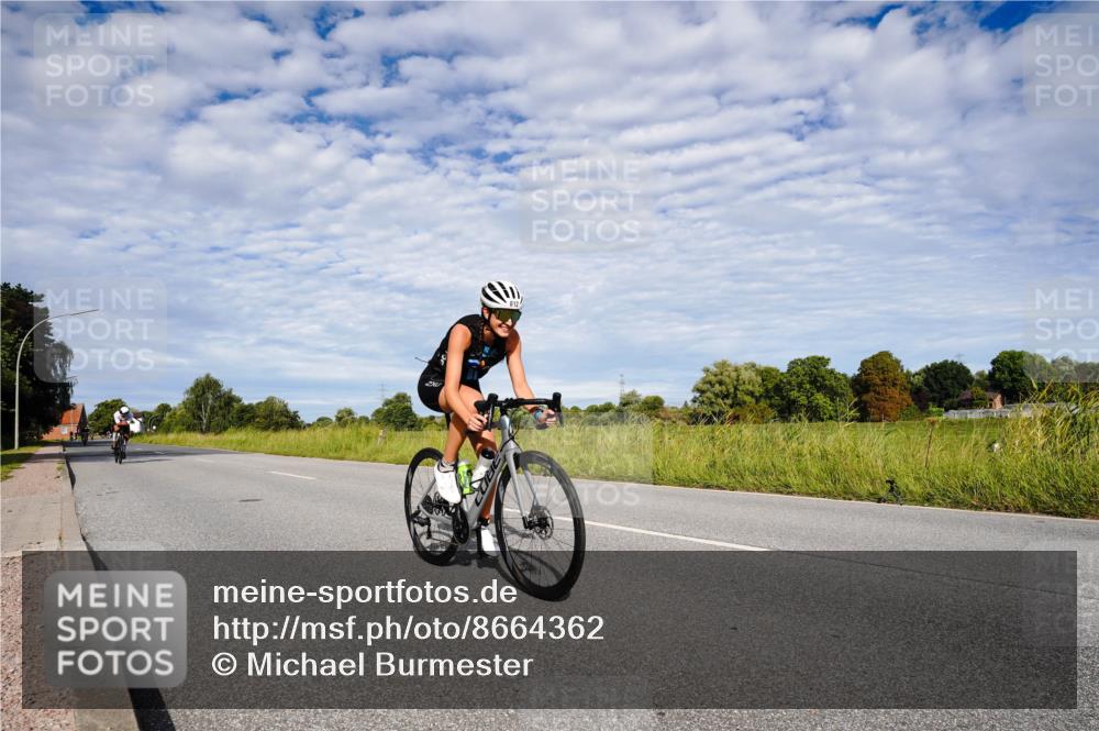 31.08.2025 - Elbe Triathlon Hamburg Michael Burmester http://msf.ph/oto/8664362 31.08.2025 09:50:56 Radfahren 596, 744, 812 meine-sportfotos.de