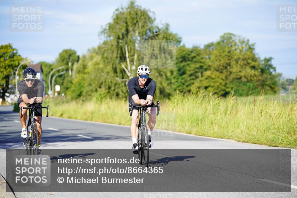 31.08.2025 - Elbe Triathlon Hamburg Michael Burmester http://msf.ph/oto/8664365 31.08.2025 09:23:58 Radfahren 185, 212, 309, 353, 432, 470, 481, 512, 549, 639, 695 meine-sportfotos.de