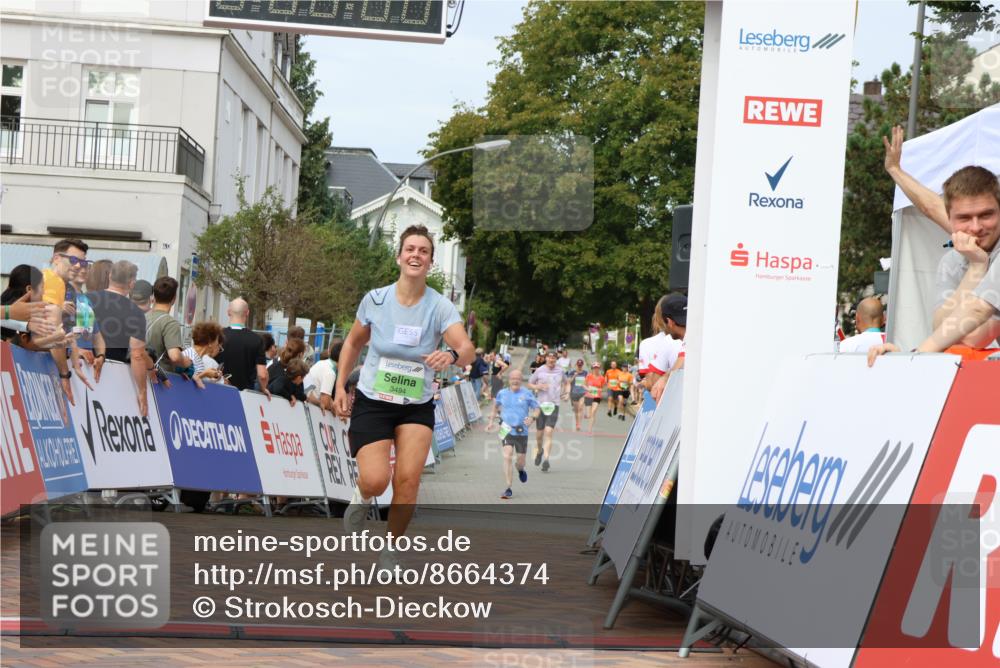 31.08.2025 - 21. Blankeneser Heldenlauf Strokosch-Dieckow http://msf.ph/oto/8664374 31.08.2025 11:19:40 Ziel 3391, 3494 meine-sportfotos.de