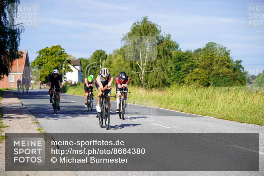 31.08.2025 - Elbe Triathlon Hamburg Michael Burmester http://msf.ph/oto/8664380 31.08.2025 09:24:03 Radfahren 185, 309, 436, 470, 481, 695 meine-sportfotos.de