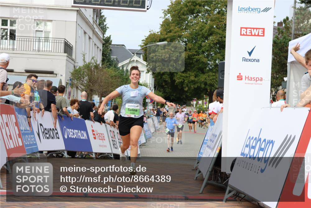 31.08.2025 - 21. Blankeneser Heldenlauf Strokosch-Dieckow http://msf.ph/oto/8664389 31.08.2025 11:19:39 Ziel 3391, 3494, 3348, 3343 meine-sportfotos.de