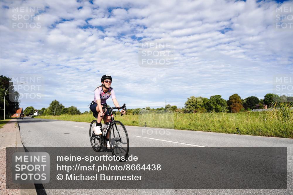31.08.2025 - Elbe Triathlon Hamburg Michael Burmester http://msf.ph/oto/8664438 31.08.2025 09:52:01 Radfahren 403, 479, 761, 799 meine-sportfotos.de