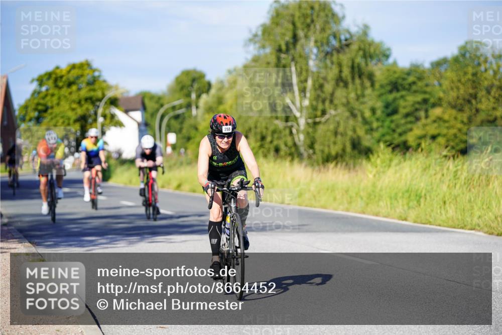 31.08.2025 - Elbe Triathlon Hamburg Michael Burmester http://msf.ph/oto/8664452 31.08.2025 09:24:22 Radfahren 233, 288, 418, 435, 454, 499, 653 meine-sportfotos.de