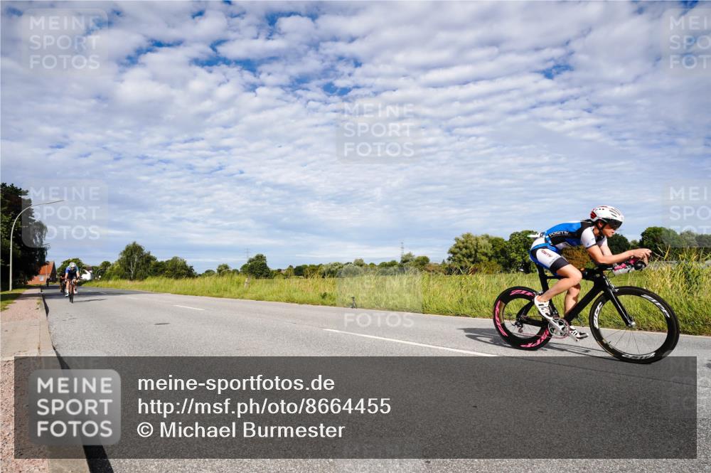 31.08.2025 - Elbe Triathlon Hamburg Michael Burmester http://msf.ph/oto/8664455 31.08.2025 09:52:21 Radfahren 297, 386, 517, 642, 703, 895 meine-sportfotos.de