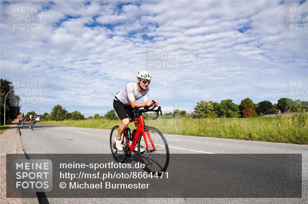31.08.2025 - Elbe Triathlon Hamburg Michael Burmester http://msf.ph/oto/8664471 31.08.2025 09:52:41 Radfahren 424, 606, 611, 741, 788 meine-sportfotos.de