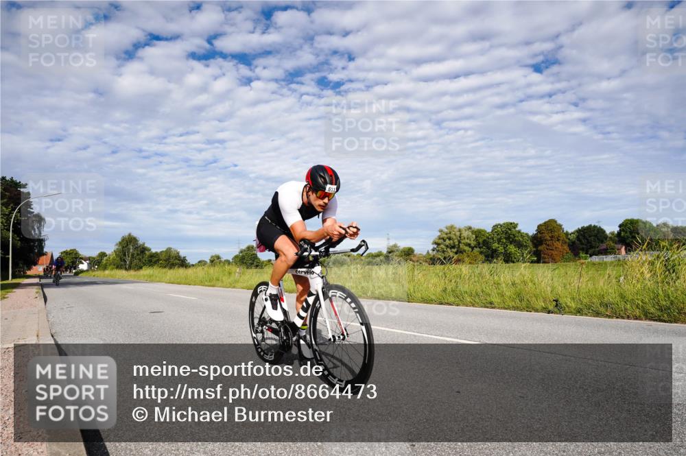 31.08.2025 - Elbe Triathlon Hamburg Michael Burmester http://msf.ph/oto/8664473 31.08.2025 09:52:43 Radfahren 424, 606, 611, 741, 788, 809 meine-sportfotos.de