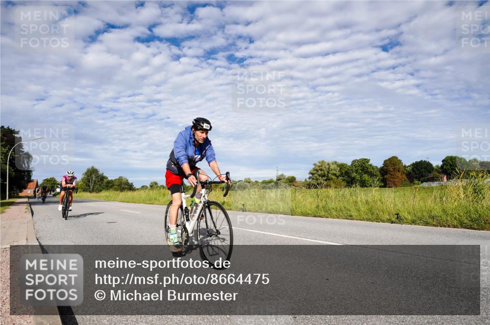 31.08.2025 - Elbe Triathlon Hamburg Michael Burmester http://msf.ph/oto/8664475 31.08.2025 09:52:46 Radfahren 543, 606, 741, 788, 809 meine-sportfotos.de