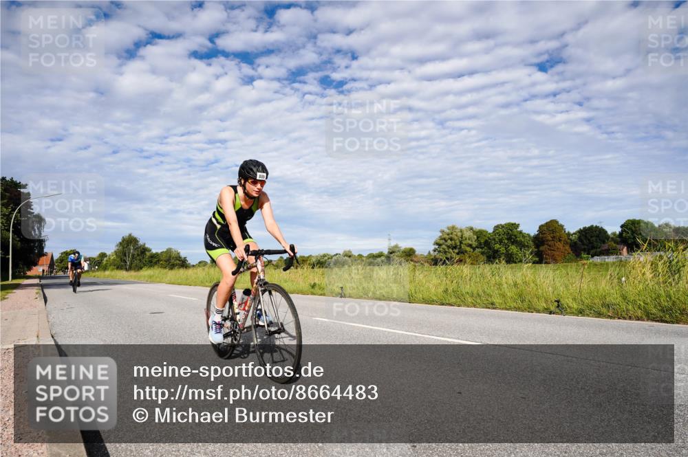 31.08.2025 - Elbe Triathlon Hamburg Michael Burmester http://msf.ph/oto/8664483 31.08.2025 09:52:50 Radfahren 543, 741, 809 meine-sportfotos.de
