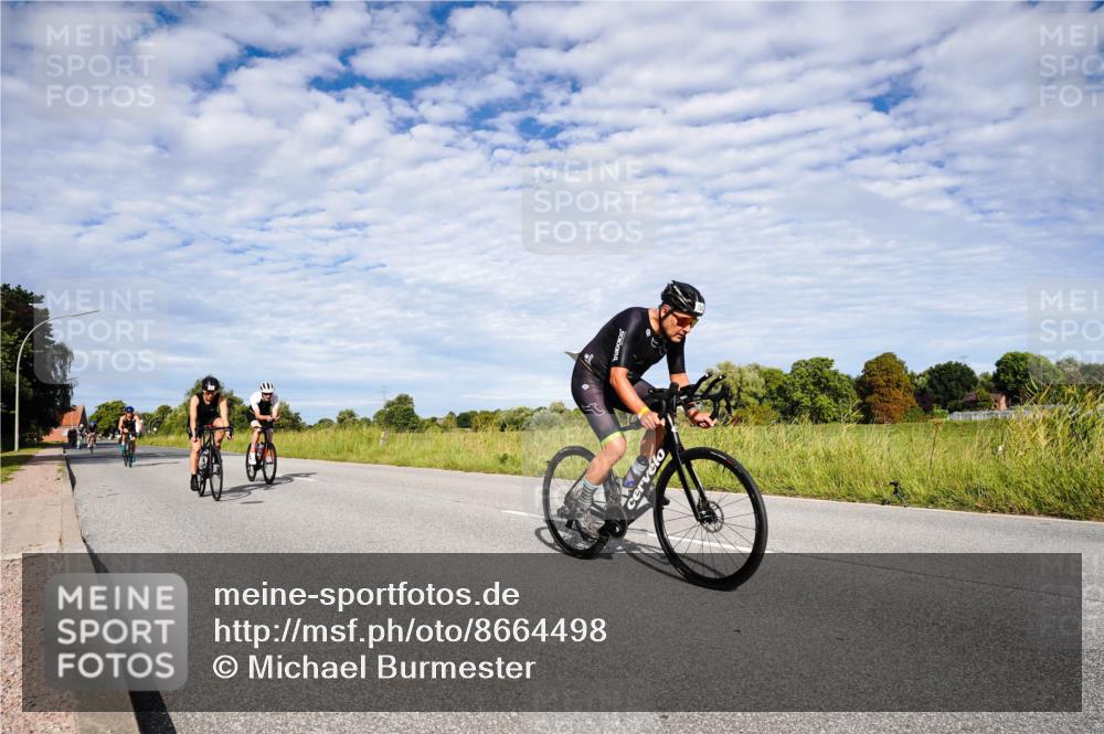 31.08.2025 - Elbe Triathlon Hamburg Michael Burmester http://msf.ph/oto/8664498 31.08.2025 09:53:06 Radfahren 453, 457, 540, 704, 736, 753, 870, 894 meine-sportfotos.de