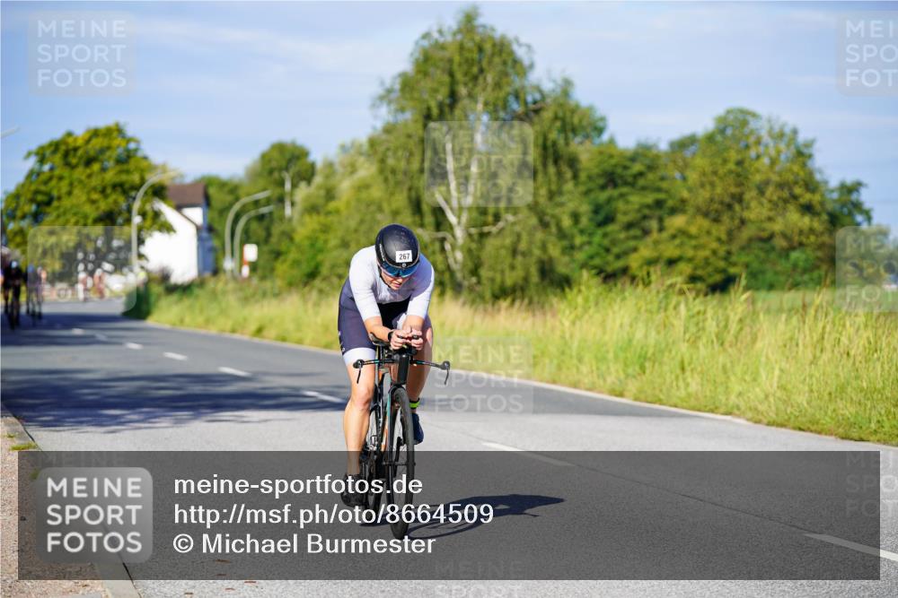 31.08.2025 - Elbe Triathlon Hamburg Michael Burmester http://msf.ph/oto/8664509 31.08.2025 09:24:40 Radfahren 239, 267, 417, 638 meine-sportfotos.de