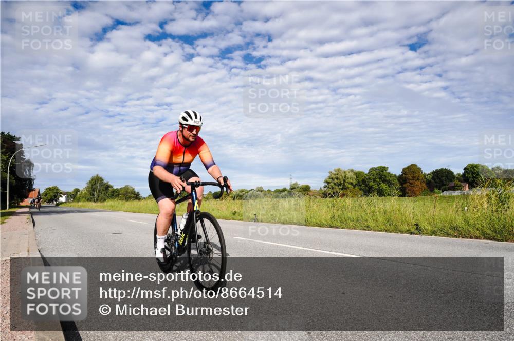 31.08.2025 - Elbe Triathlon Hamburg Michael Burmester http://msf.ph/oto/8664514 31.08.2025 09:53:15 Radfahren 304, 405, 453, 457, 472, 503 meine-sportfotos.de
