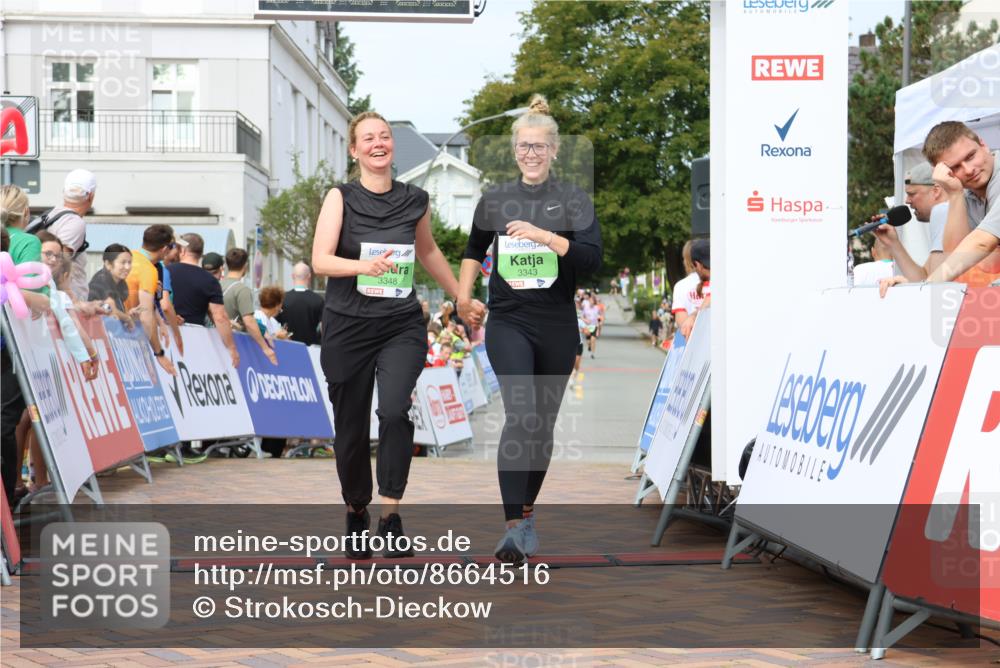 31.08.2025 - 21. Blankeneser Heldenlauf Strokosch-Dieckow http://msf.ph/oto/8664516 31.08.2025 11:19:31 Ziel 3348, 3343 meine-sportfotos.de
