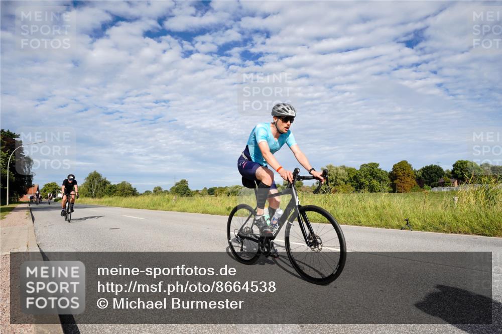 31.08.2025 - Elbe Triathlon Hamburg Michael Burmester http://msf.ph/oto/8664538 31.08.2025 09:53:35 Radfahren 391, 478, 481, 524, 549, 574, 639, 724, 768, 922 meine-sportfotos.de