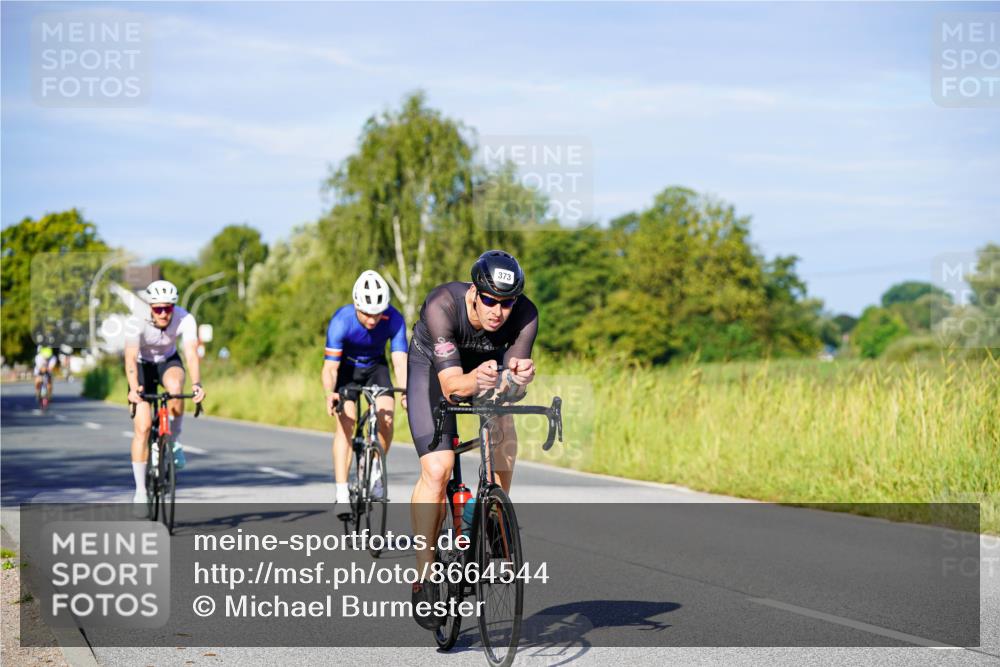 31.08.2025 - Elbe Triathlon Hamburg Michael Burmester http://msf.ph/oto/8664544 31.08.2025 09:24:51 Radfahren 260, 351, 373, 403, 456, 457, 477, 548, 597, 627, 659 meine-sportfotos.de