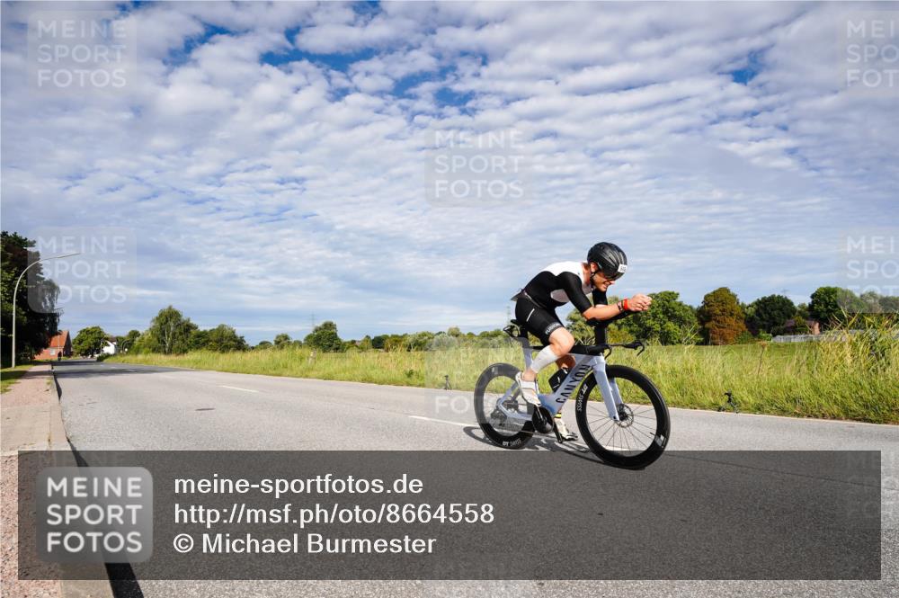 31.08.2025 - Elbe Triathlon Hamburg Michael Burmester http://msf.ph/oto/8664558 31.08.2025 09:53:46 Radfahren 379, 483, 645 meine-sportfotos.de