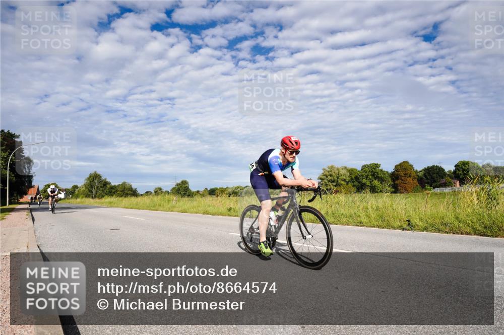 31.08.2025 - Elbe Triathlon Hamburg Michael Burmester http://msf.ph/oto/8664574 31.08.2025 09:54:24 Radfahren 415, 434, 525, 698, 725 meine-sportfotos.de