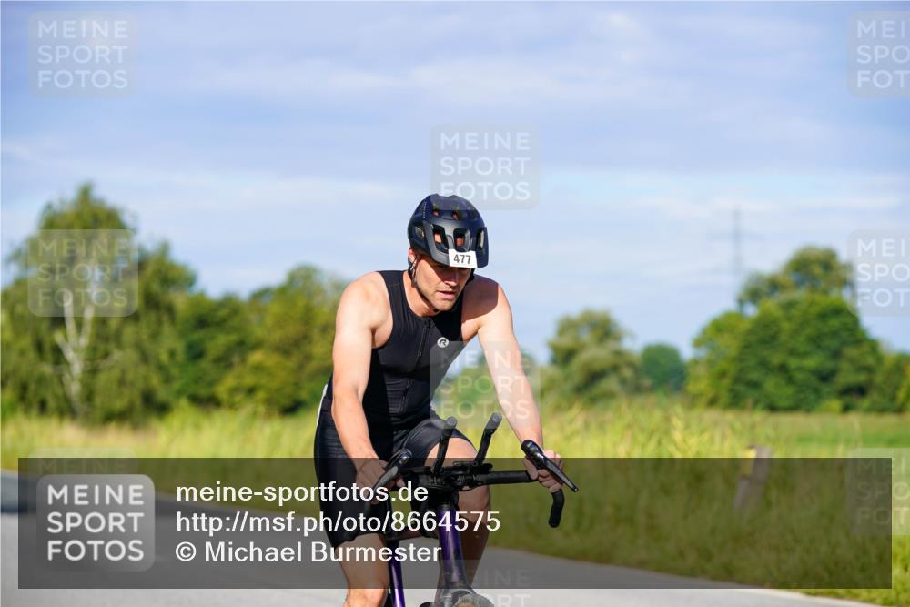 31.08.2025 - Elbe Triathlon Hamburg Michael Burmester http://msf.ph/oto/8664575 31.08.2025 09:24:58 Radfahren 171, 260, 265, 477, 548, 659 meine-sportfotos.de