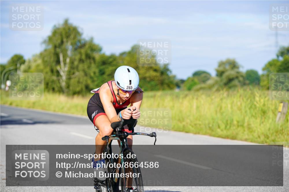 31.08.2025 - Elbe Triathlon Hamburg Michael Burmester http://msf.ph/oto/8664586 31.08.2025 09:25:03 Radfahren 171, 265, 389, 467 meine-sportfotos.de