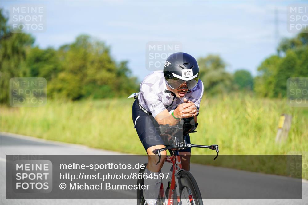 31.08.2025 - Elbe Triathlon Hamburg Michael Burmester http://msf.ph/oto/8664597 31.08.2025 09:25:07 Radfahren 389, 467, 611 meine-sportfotos.de